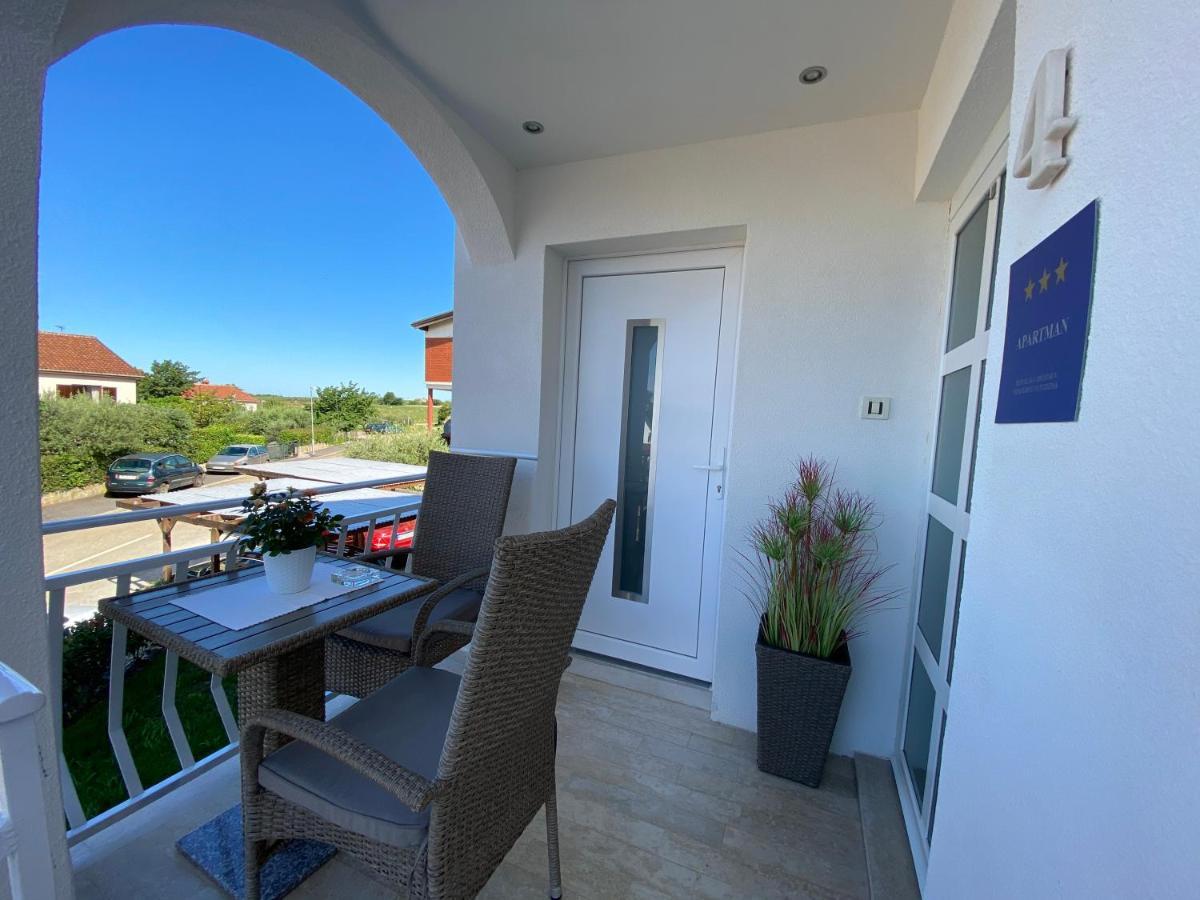 Apartments Roberta Novigrad Istria المظهر الخارجي الصورة