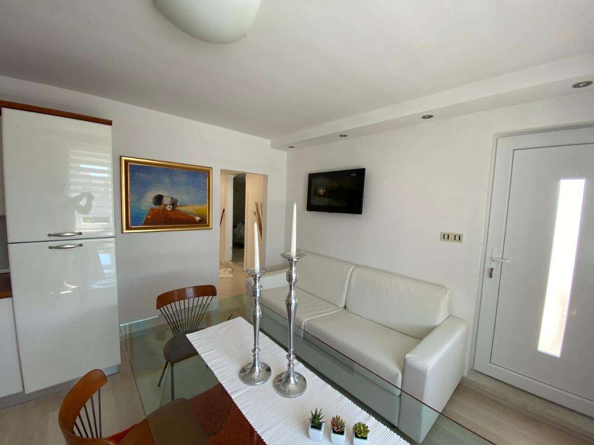 Apartments Roberta Novigrad Istria المظهر الخارجي الصورة