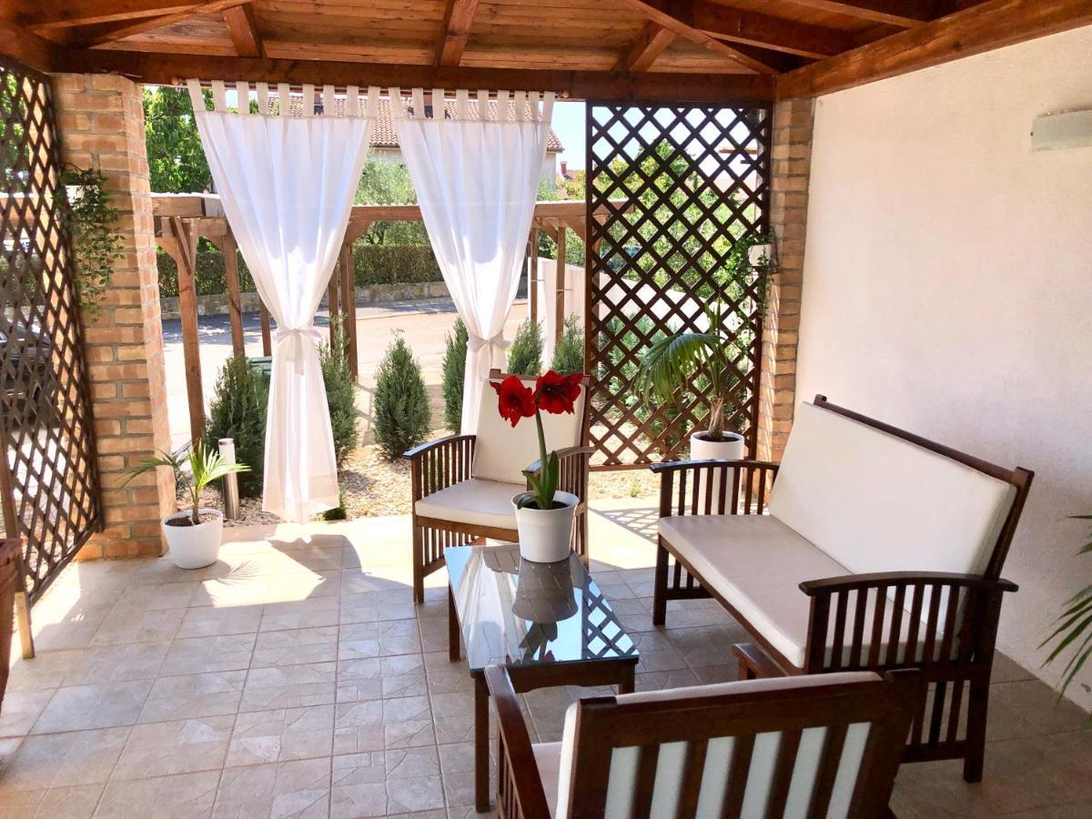 Apartments Roberta Novigrad Istria المظهر الخارجي الصورة