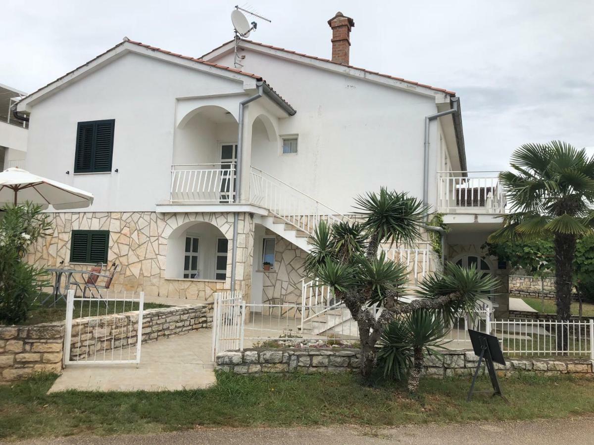 Apartments Roberta Novigrad Istria المظهر الخارجي الصورة